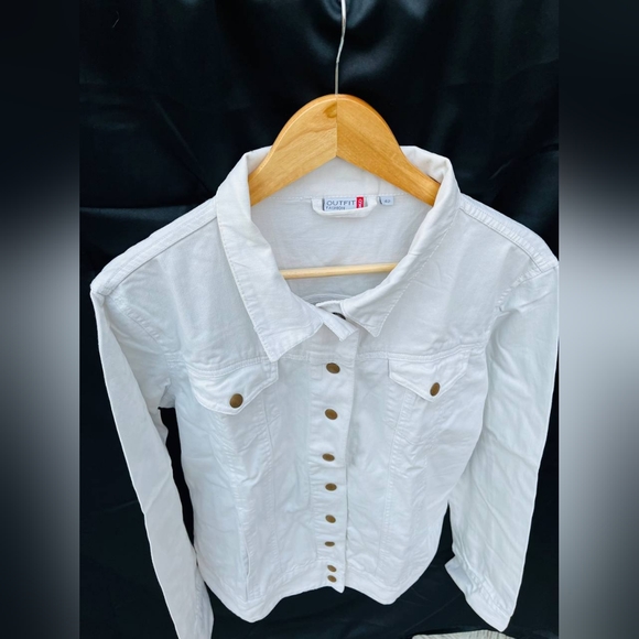 White Denim jacket - Picture 5 of 6